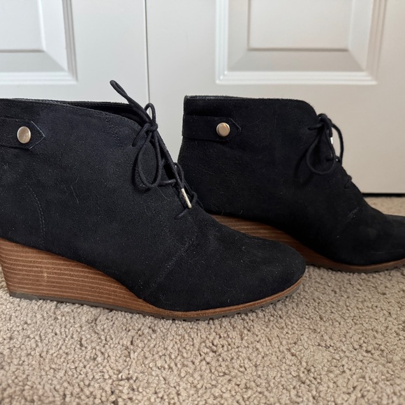 Dr. Scholl's Black Suede “Conquer” Wedge Booties, Sz 9 - Picture 1 of 10
